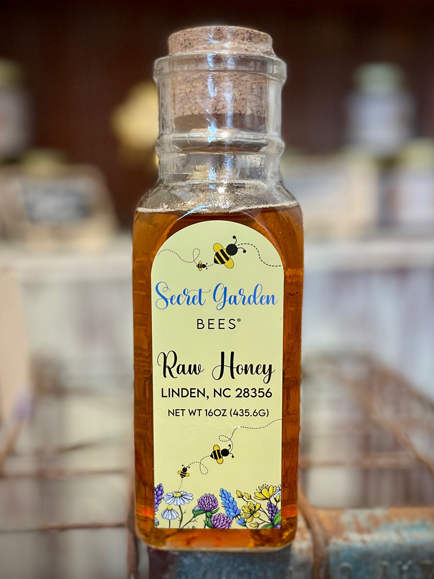 16 OZ RAW CLOVER HONEY - GLASS BOTTLE **SHIPPING NOT AVAILABLE**MUST PICK UP AT FARM STORE!